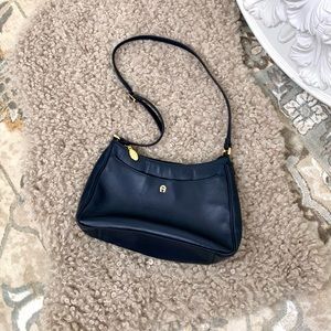 •SOLD ON DEPOP•VTG ETIENNE AIGNER Navy Bag